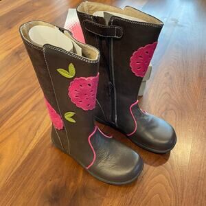 NWT Size 12 See Kai Run "Lucy" Boots